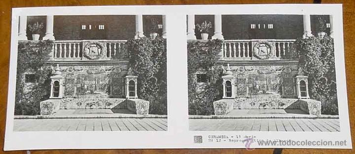 Fotografia antiga: ANTIGUA FOTO ESTEREOSCOPICA CERAMICA - 1&ordm; SERIE - COLECCION NUM. 1010 - BANCOS DE LA PLAZA DE ESPA&Ntilde;A