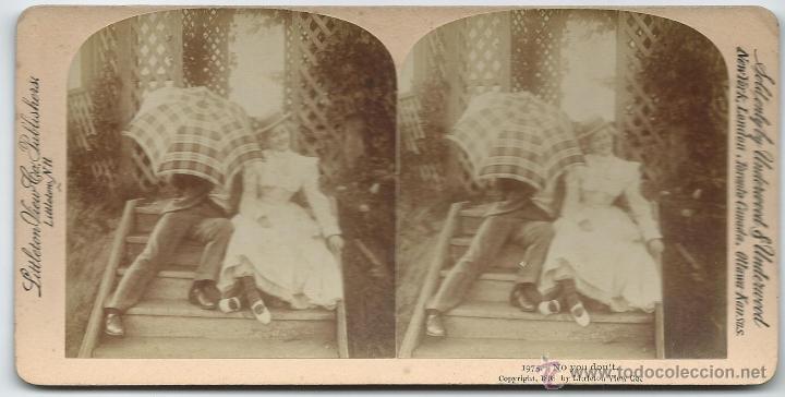 Fotografia antiga: vista estereoscopica romantica, 1975