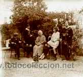 Photographie ancienne: Grupo familiar en el jardin. Catalunya. c. 1925