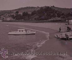 Fotograf&iacute;a antigua: Catalunya. Costa Brava. Playa. Yate de recreo. Barcas. c. 1922