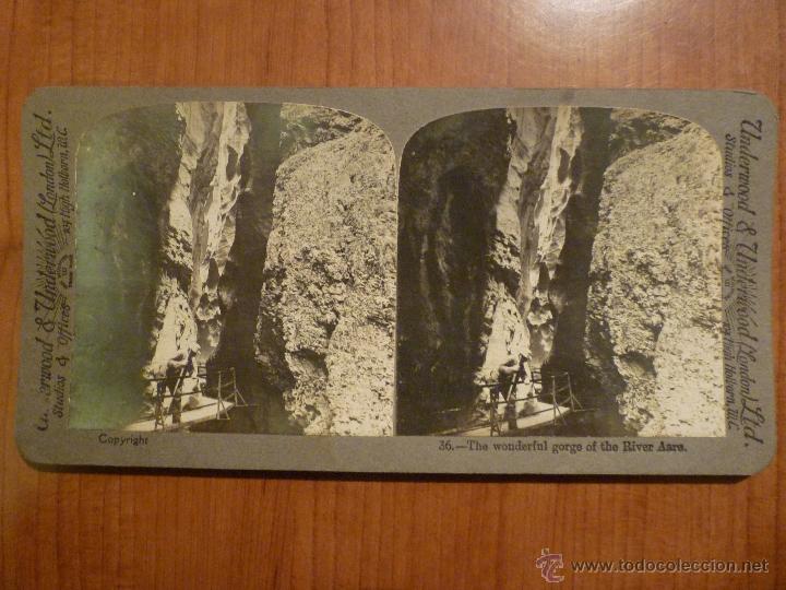Photographie ancienne: Foto estereoscopica de El maravilloso desfiladero del r&iacute;o Aare de Underwood&underwood
