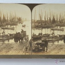 Fotografía antigua: MUY ANTIGUA FOTOGRAFÍA ESTEREOSCÓPICA *BOTES DE PESCA DEL PUERTO DE NEWLYN, INGLATERRA*, 1902