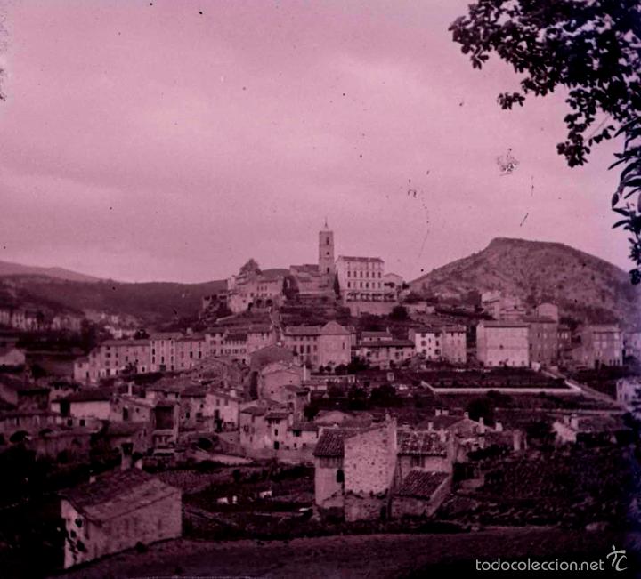 Fotograf&iacute;a antigua: Pueblo. Pirineo. Lugar sin identificar. c. 1920