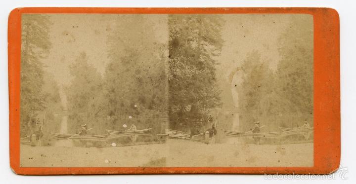 Fotografia antica: Esterosc&oacute;pica. Escena de recreo en un lago