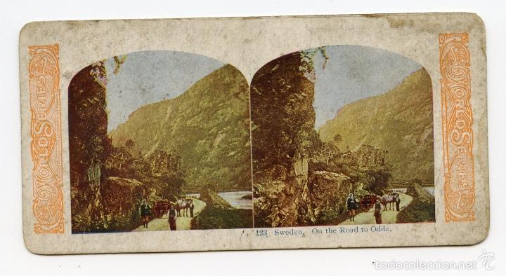 Fotograf&iacute;a antigua: Esterosc&oacute;pica fotomec&aacute;nica coloreada. Carretera a Odde. Suecia. World Series.