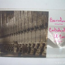 Fotografía antigua: SEIS CRISTALES ESTEREOSCOPICOS....BARCELONA...INTERIOR DE LA CATEDRAL....CIRCA..1.900