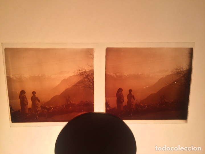 Photographie ancienne: Fotograf&iacute;a estereoscopica de cristal ni&ntilde;os en la monta&ntilde;a.ginebra