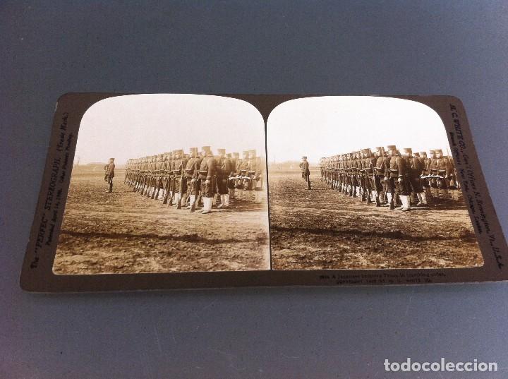 Fotografia antica: FOTOGRAF&Iacute;A ESTEREOSC&Oacute;PICA (THE PERFECT STEREOGRAPH) A JAPANESE INFANTRY TROOP IN MARCHING.... 1904