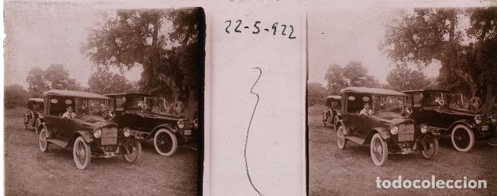 Fotografia antica: FOTOGRAFIA ESTEREOSCOPICA DE CRISTAL POSITIVO, DOSCOCHES 1922, MIDE 10,5 X 4,5 CMS.