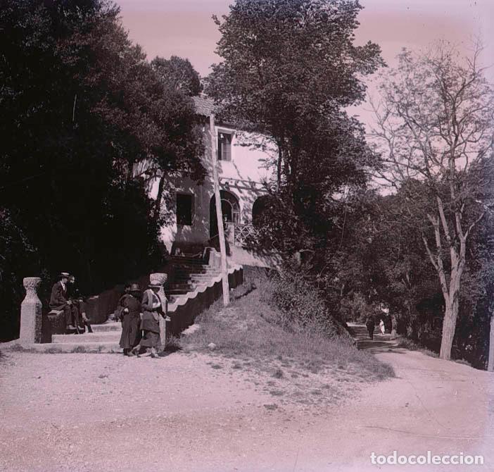 Fotograf&iacute;a antigua: Montserrat.. Preciosa e interesante imagen. c. 1935.Edificio del funicular.