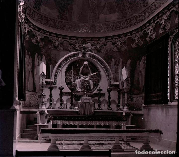 Fotografia antiga: MONTSERRAT. Capilla de la bas&iacute;lica. c. 1920