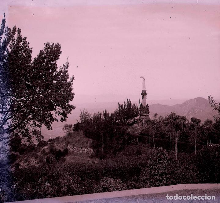 Antique Photography: MONTSERRAT. Preciosa imagen. c. 1920 Monumento a la virgen.