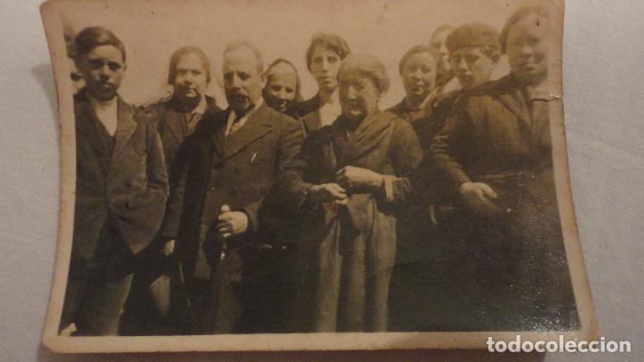 Photographie ancienne: ANTIGUA FOTOGRAFIA.GRUPO DE PERSONAS.OSORNO.PALENCIA A&Ntilde;OS 30