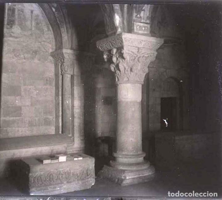Photographie ancienne: FOTOGRAFIA ESTEREOSCOPICA EN CRISTAL DE INTERIOR DE IGLESIA O CATEDRAL, LUGAR NO LOCALIZADO, A&Ntilde;OS 19
