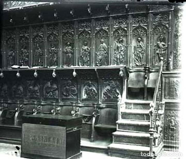 Photographie ancienne: FOTOGRAFIA ESTEREOSCOPICA EN CRISTAL INTERIOR DE CATEDRAL NO LOCALIZADA, SILLERIA, A&Ntilde;OS 1920 APROX.,