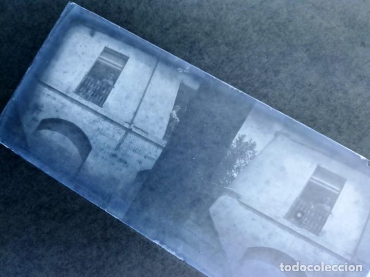 Fotograf&iacute;a antigua: NUMULITE CRI013 Cristal estereosc&oacute;pico se&ntilde;ores balc&oacute;n casa prohibido el paso