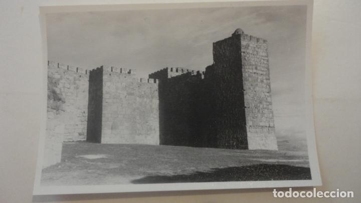 Fotograf&iacute;a antigua: ANTIGUA FOTOGRAFIA.VISTA DE MURALLA.TRUJILLO CACERES 1957