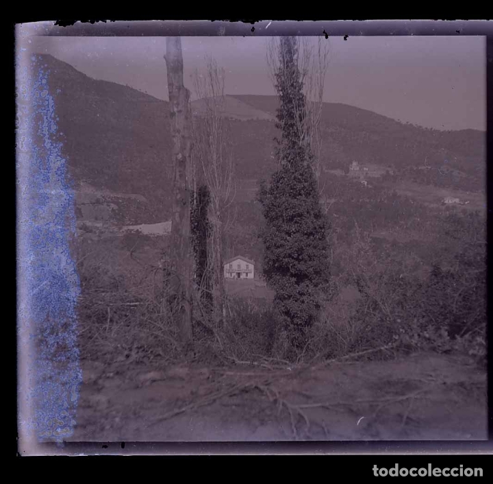 Fotografia antica: Catalunya. Masia. Paisaje. Lugar sin identificar. c.1945