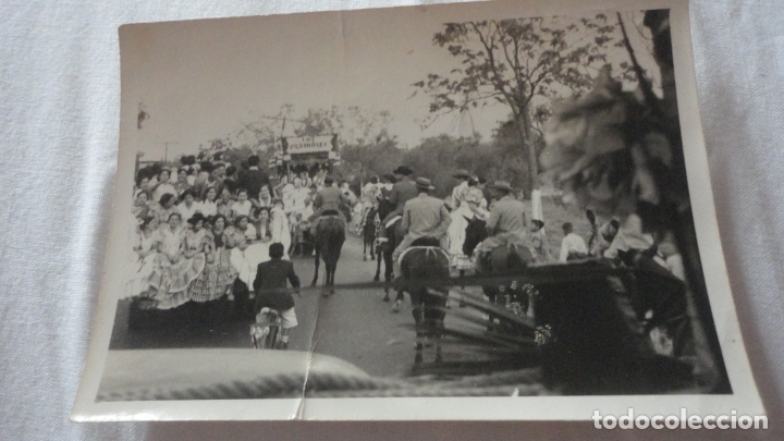 Photographie ancienne: ANTIGUA FOTOGRAFIA. ROMERIA DEL ROCIO? LOS MERINALES.A&Ntilde;OS 60