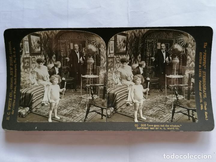 Fotografia antica: FOTOGRAFIA ESTEREOSCOPICA, EL AMOR SALE POR LA VENTANA, A&Ntilde;O 1903, RARA