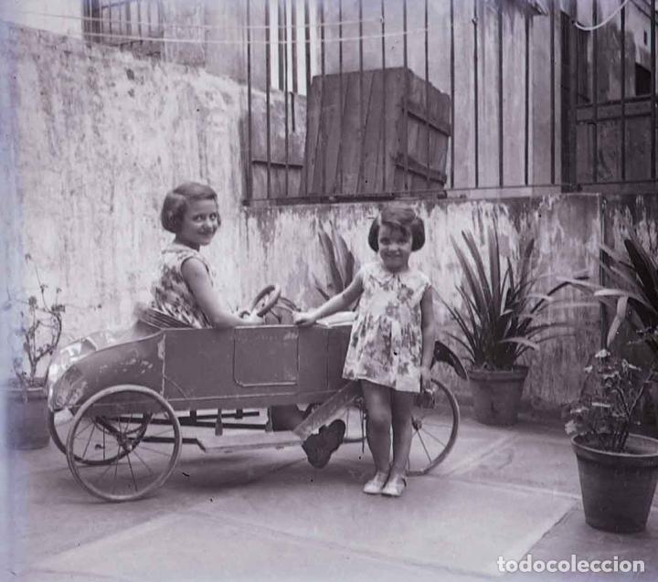 Fotografia antiga: NI&Ntilde;AS CON COCHECITO. Juegos. Bonita imegen. c. 1925