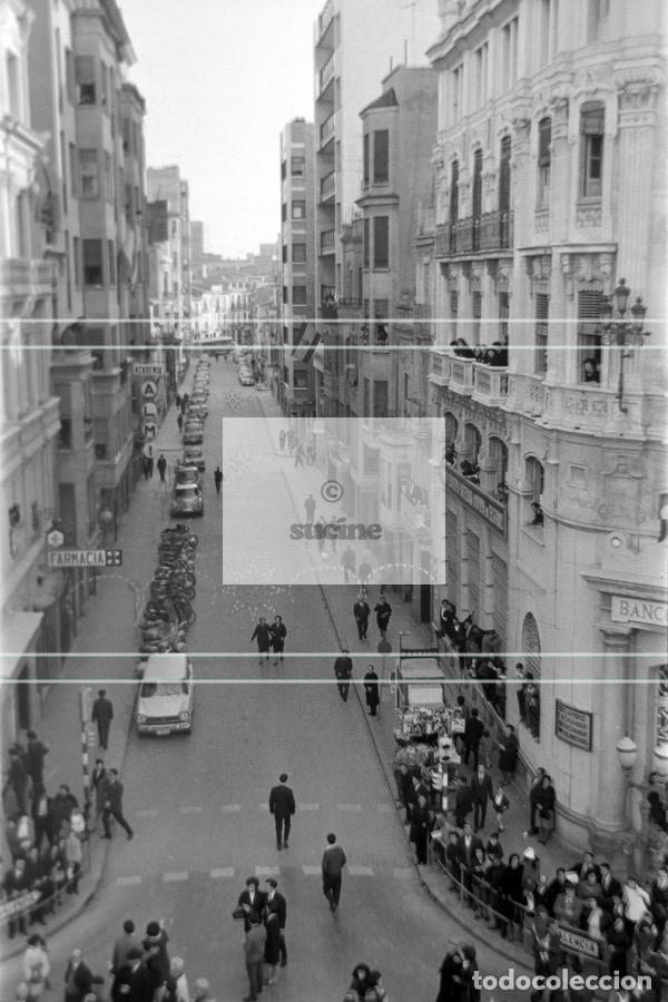 Photographie ancienne: CALLE DE LA TRINIDAD EN LOS A&Ntilde;OS 60 CASTELLON