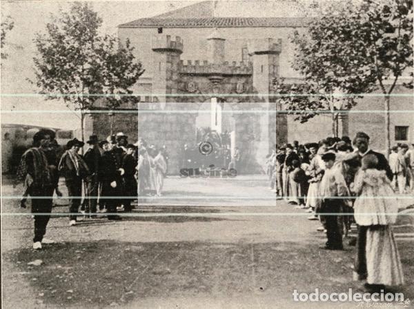 Photographie ancienne: ARCO EN HONOR A LA VISITA DEL REY ALFONSO XIII EN LA ENTRADA DEL CUARTEL DE SAN FRANCISCO CASTELLON
