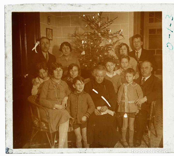 Photographie ancienne: GRUPO FAMILIAR. A&ntilde;o nuevo. 1/1/1930