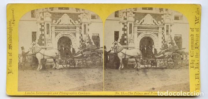 Photographie ancienne: Estereosc&oacute;pica. The Prince and Princess. Afternoon drive. Views of Sandringham