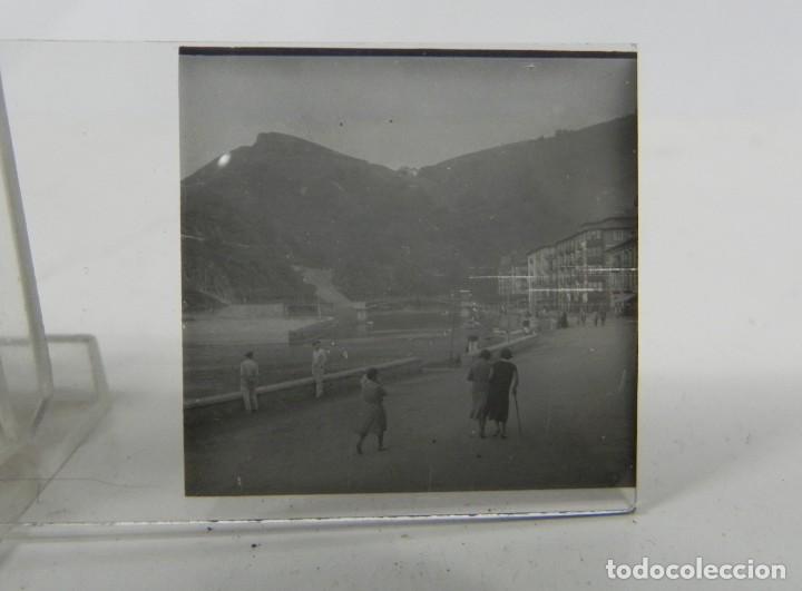 Fotografia antiga: FOTOGRAFIA ESTEREOSCOPICA DE PUEBLO ESPA&Ntilde;OL, REALIZADA EN CRISTAL, NO LOCALIZADA, MIDE 10,5 X 4,5 CM