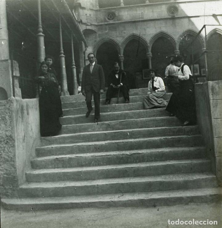 Photographie ancienne: MONTSERRAT. Monasterio. Visitantes. Plaza y escaleras. c.1915
