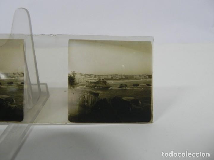 Fotograf&iacute;a antigua: FOTOGRAFIA ESTEREOSCOPICA DE LOCALIDAD COSTERA, REALIZADA EN CRISTAL, MIDE 10,5 X 4,5 CMS