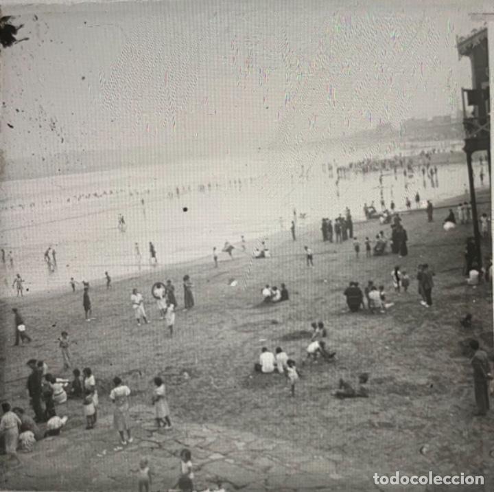 Fotografia antiga: FOTOGRAF&Iacute;A ESTEREOSC&Oacute;PICA CRISTAL - PLAYA DE GIJ&Oacute;N - ASTURIAS - LA HORA DEL BA&Ntilde;O