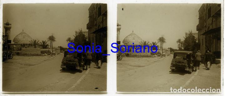 Fotograf&iacute;a antigua: TIERRA SANTA , JERUSALEN - COCHE ANTIGUO. A&Ntilde;OS 20. FOTOGRAFIA ESTEREOSCOPICA, POSITIVO EN CRISTAL