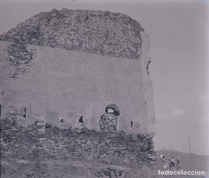 Photographie ancienne: COLLCEROLA. Gran construcci&oacute;. Excursionistas. c.1930