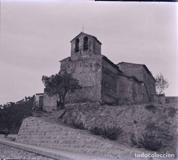 Photographie ancienne: Iglesia. Camino. Lugar sin identificar. c.1930