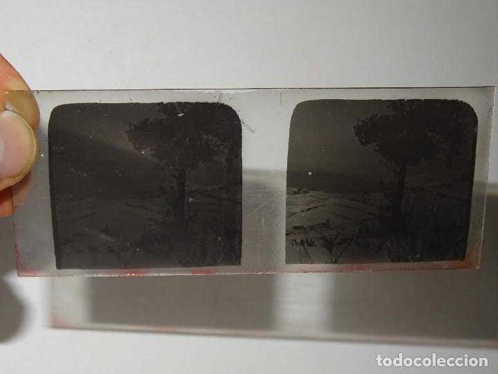 Photographie ancienne: (M19) PLACA DE CRSITAL ESTEROSC&Oacute;PICA - PAISAJE DE MONTA&Ntilde;A, 10,5X4,5CM, SE&Ntilde;ALES DE USO NORMALES