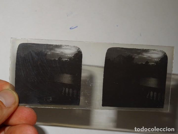 Photographie ancienne: (M19) PLACA DE CRSITAL ESTEROSC&Oacute;PICA - PAISAJE DE MONTA&Ntilde;A, 10,5X4,5CM, SE&Ntilde;ALES DE USO NORMALES