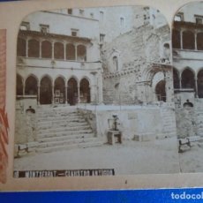 Fotografía antigua: (ES-190902)ESTEREOSCOPICA DE MONTSERRAT - CLAUSTRO ANTIGUO
