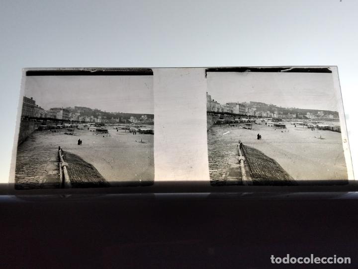 Fotograf&iacute;a antigua: SAN SEBASTIAN VISTA DE LA PLAYA PLACA ESTEREOSCOPICA CRISTAL HACIA 1905 4 X 11 CMTS