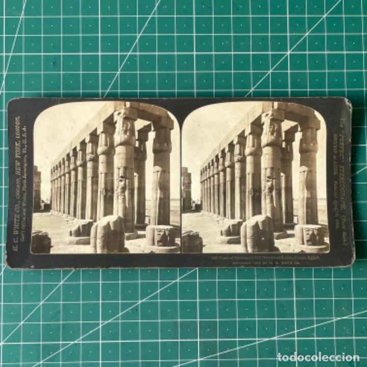 Photographie ancienne: Foto, vista estereosc&oacute;pica del patio de Amenofis III, templo de Luxor de Egipto