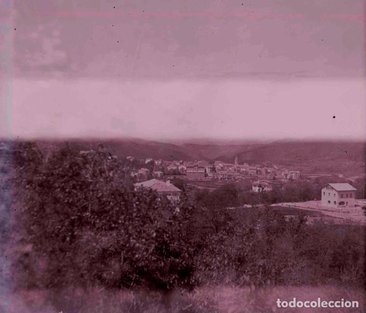 Fotografia antica: CATALUNYA. Vista general de un pueblo. Lugar si identificar. c.1925