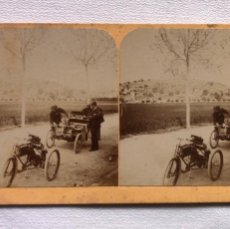 Fotografía antigua: EXCURSIÓN A VILLANUEVA Y GELTRÚ – A LA VISTA DE CASTELLDEFELS - VEHÍCULOS DE ÉPOCA - C.1900. Lote 399696104