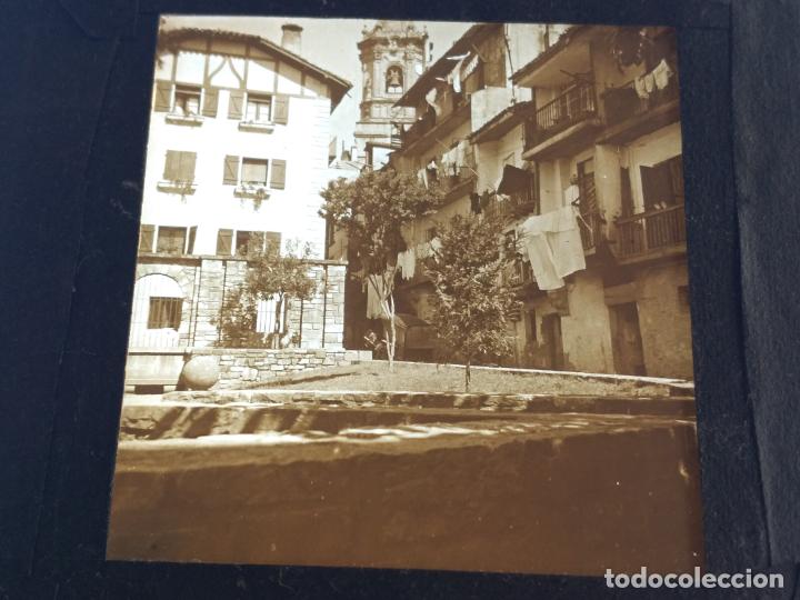 Fotograf&iacute;a antigua: FUENTERRABIA GUIPUZCOA ANTIGUA PLACA DE LINTERNA MAGICA EN CRISTAL 9 X 10 CMTS