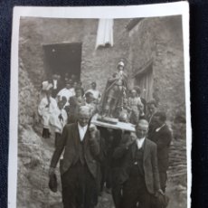Fotografía antigua: SENTÍS (LÉRIDA). 5 FOTOS 8 X 6 CTM. FIESTAS. H. 1940