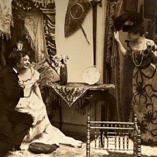 Fotografía antigua: ”AND IMPATIENTLY WAITING FOR ME”, FOTOGRAFÍA ESTEREOSCÓPICA DE TEATRO - H. C. WHITE CO, CA. 1903