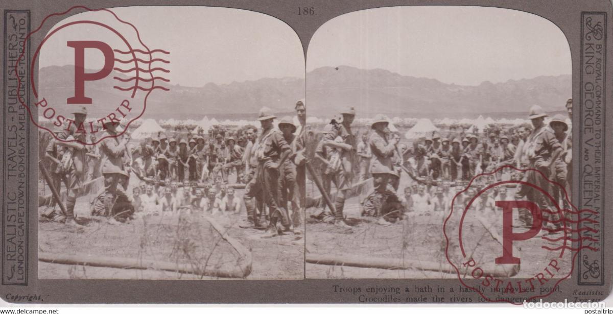 Fotografia antiga: 186 TROOPS ENJOYING A BATH IN A HASTILY IMPROVISED POND Grand Guerre WW1 ESTEREOSCOPICA ST&Eacute;R&Eacute;OSCOP
