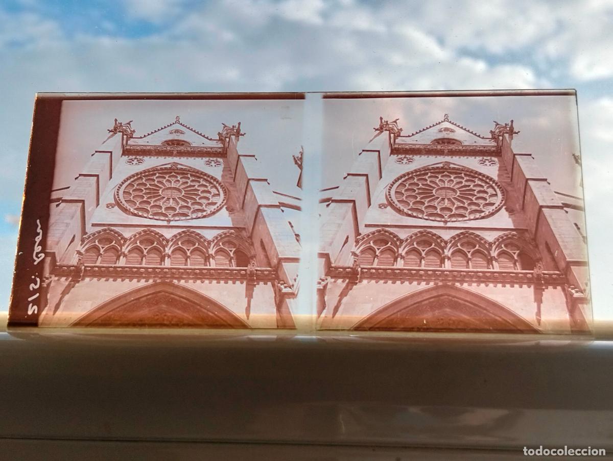 Fotograf&iacute;a antigua: LEON CATEDRAL VISTA ESTEREOSCOPICA EN CRISTAL 5,8 X 13 CM