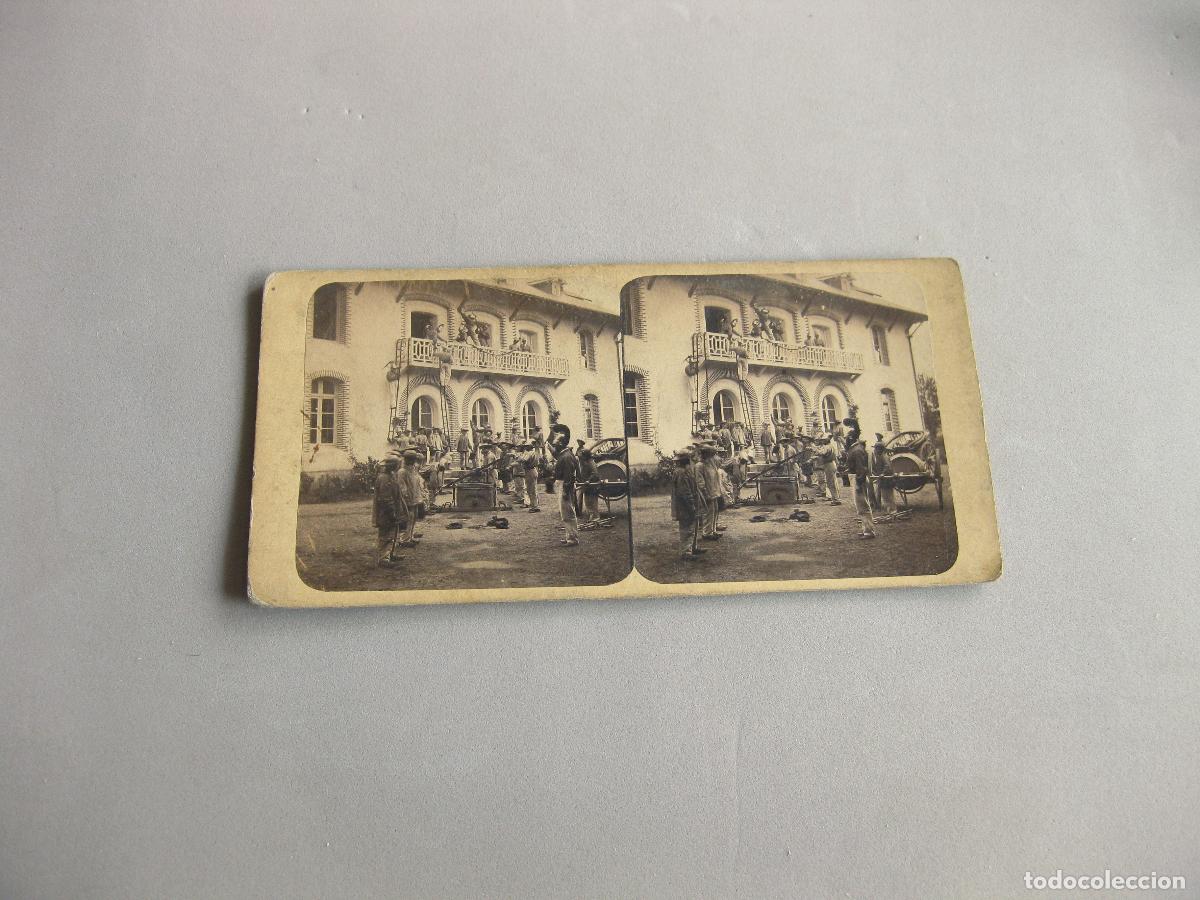 Fotograf&iacute;a antigua: FOTOGRAF&Iacute;A ESTEREOSC&Oacute;PICA DEL CUERPO DE BOMBEROS FRANCESES EN UN INCENDIO O SIMULACRO