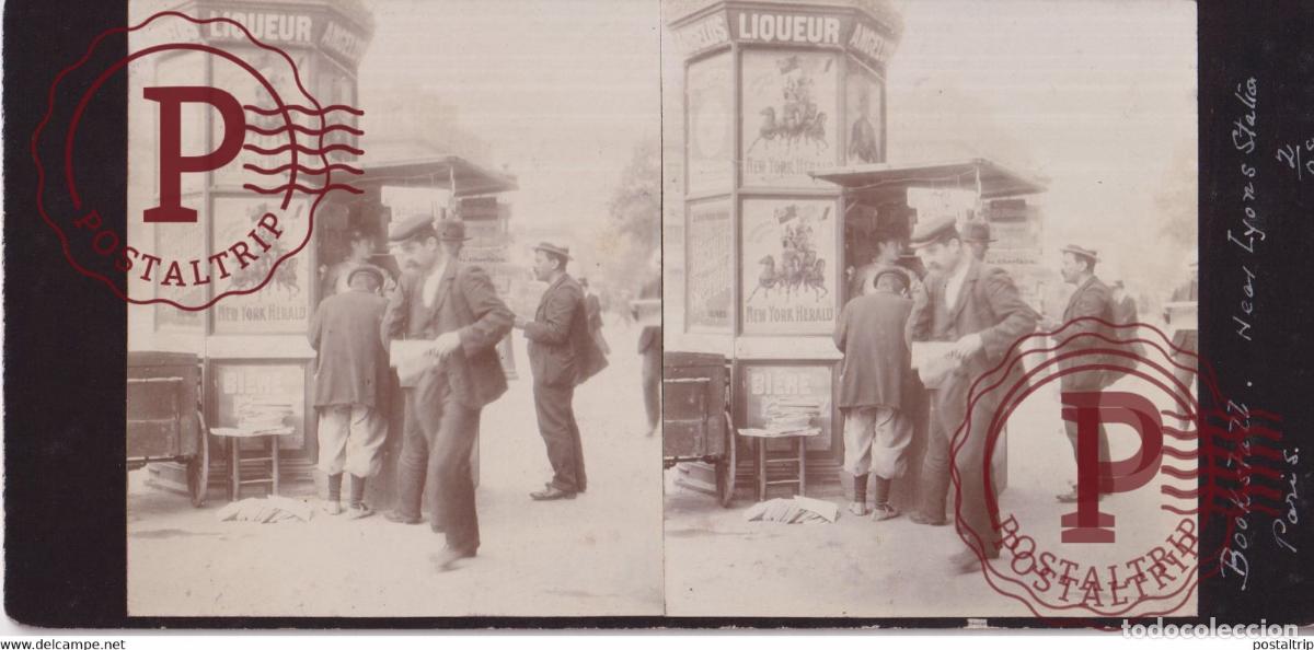 Fotograf&iacute;a antigua: KIOSQUE PARIS GARE LYON BOOKSTALL FRANCE 1908 +-17*9CM ESTEREOSCOPICA STEREOSCOPIC francestereo
